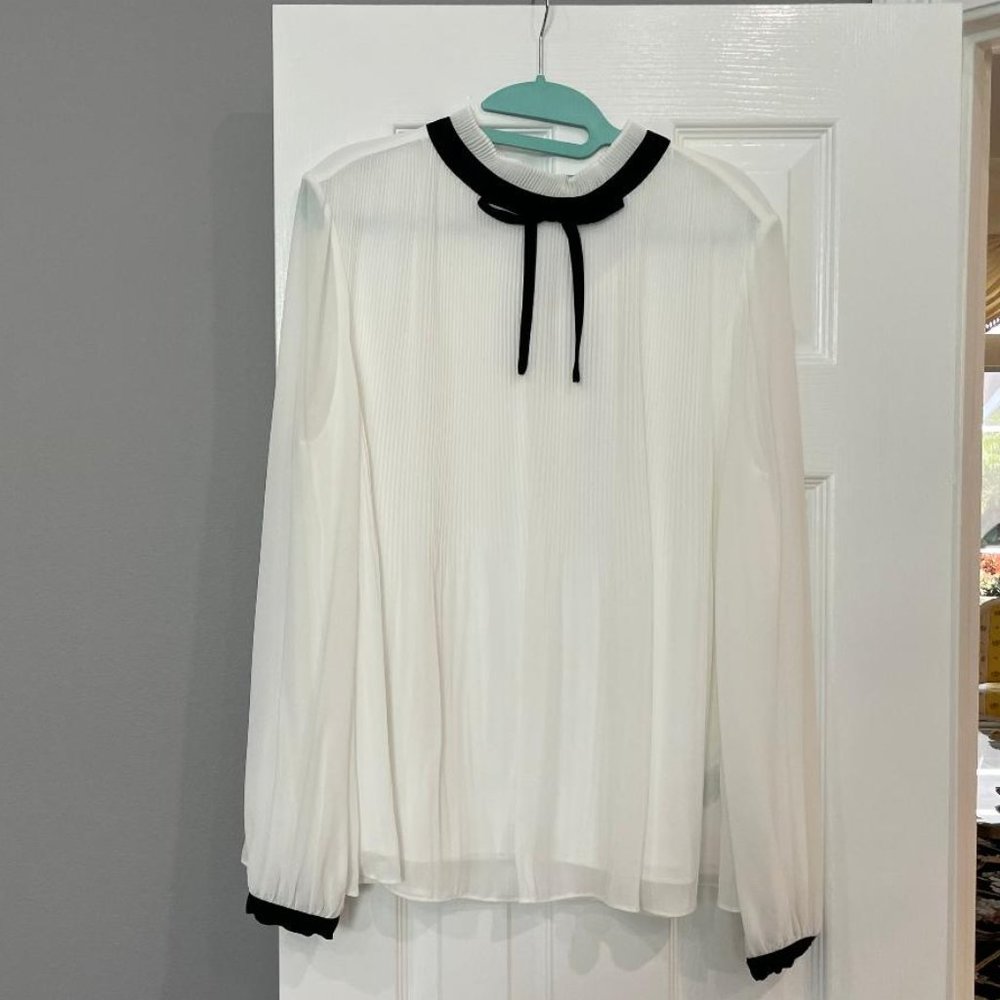 Ted Baker NWT  size 5 (12)pleated bow top blouse. REDUCED!